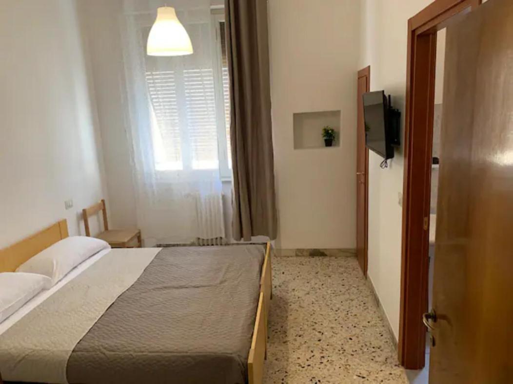 Daniele Rooms Арецо Екстериор снимка